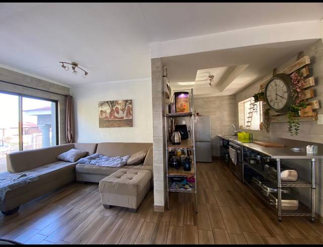 3 BEDROOM HOUSE FOR SALE IN VANDERBIJLPARK CW 4